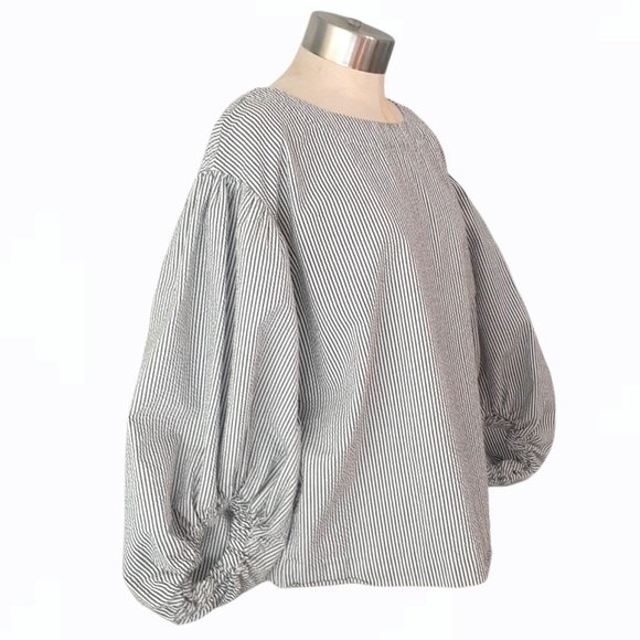💖 Banana Republic Striped Seersucker Top Balloon Sleeve Size S - Picture 2 of 10